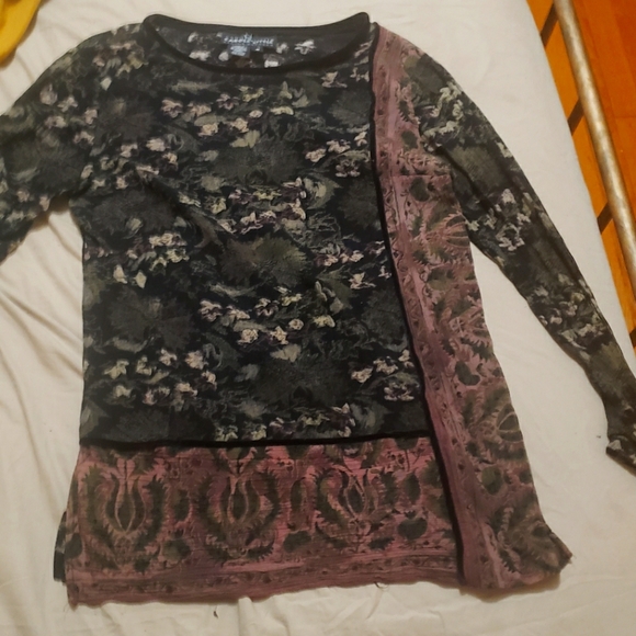 Vintage 90s whimsigoth velvet trimmed Persian rug inspired patchwork crape top. - Picture 1 of 3